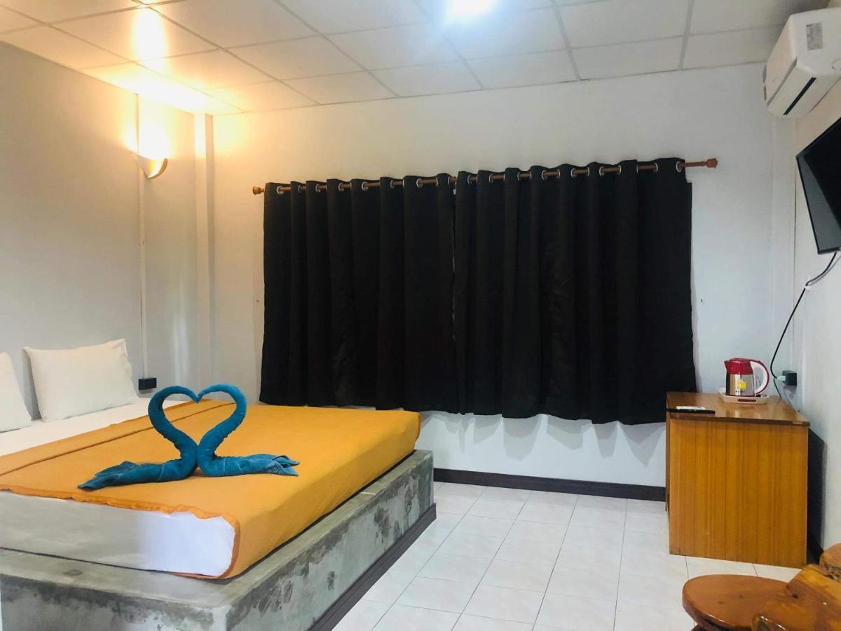Lovely Lanta Resort Koh Lanta Bilik gambar